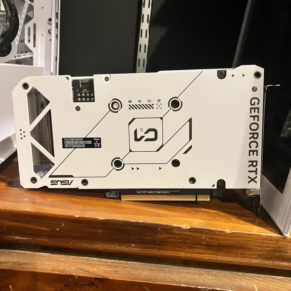 ASUS dual OC 4060Ti 8gb